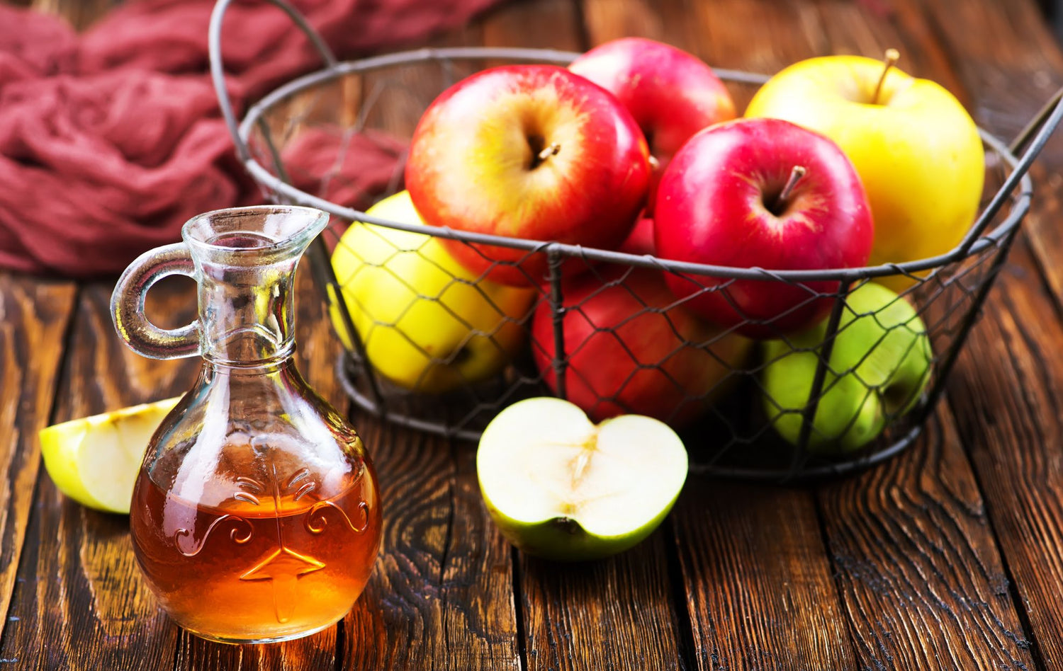 Apple Cider Vinegar - 5 Benefits & 1 Downside