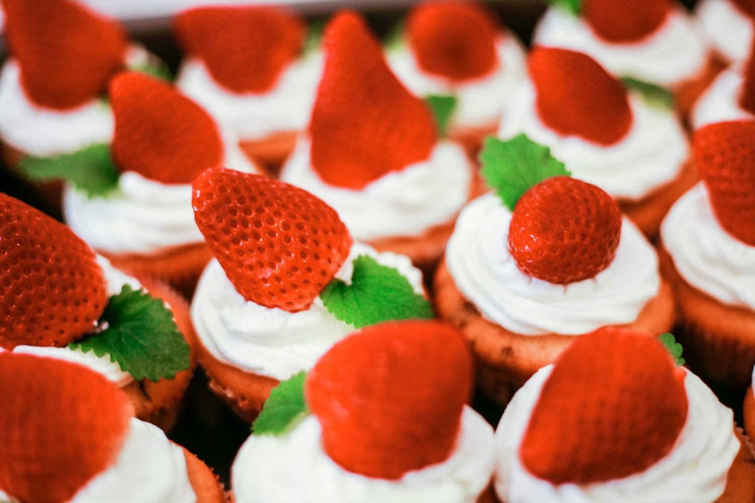 Vegan red velvet cupcakes